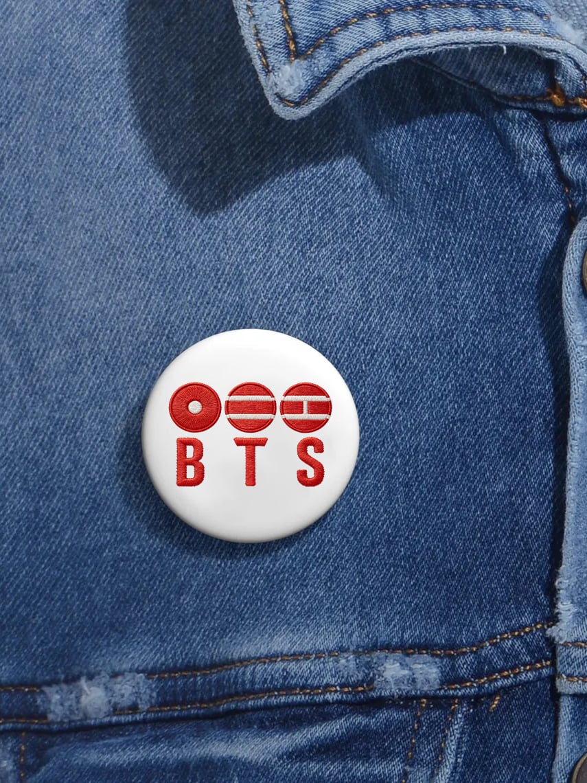 🔥Buy 3 Get 15% Off🔥Unisex BTS Fan Print Brooch For